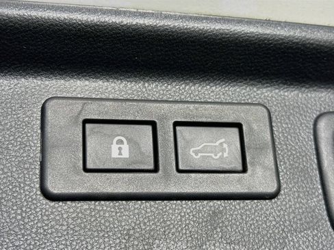 Used 2024 Subaru Forester Premium AWD/4WD image 30