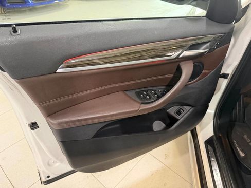 Used 2016 BMW X1 xDrive28i image 17