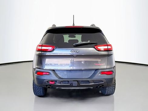 Used 2016 Jeep Cherokee Trailhawk w/ Cold Weather Group image 6