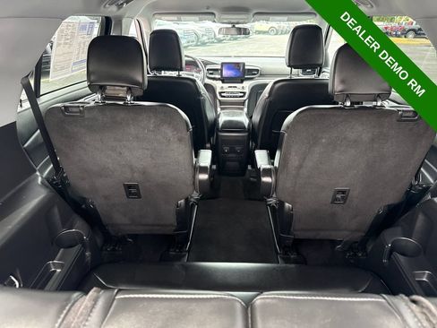 Used 2024 Ford Explorer XLT w/ Equipment Group 202A AWD/4WD image 11