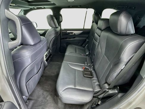 Used 2023 Lexus LX 600 F Sport AWD/4WD image 19