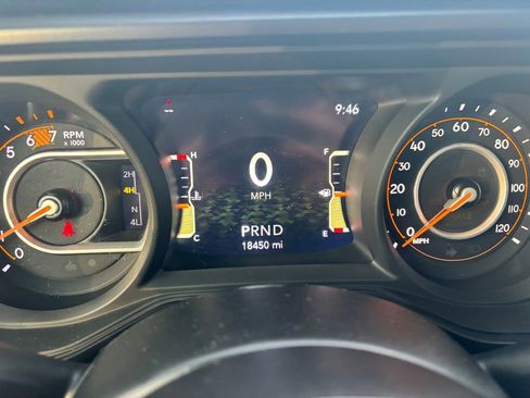 Used 2024 Jeep Wrangler Sport S image 25