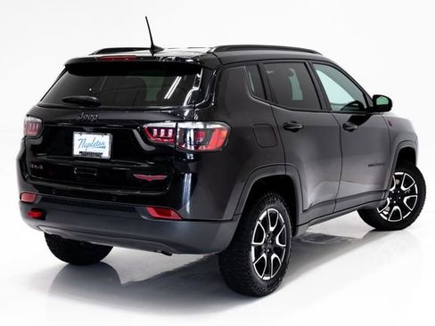 Used 2024 Jeep Compass Trailhawk AWD/4WD image 33