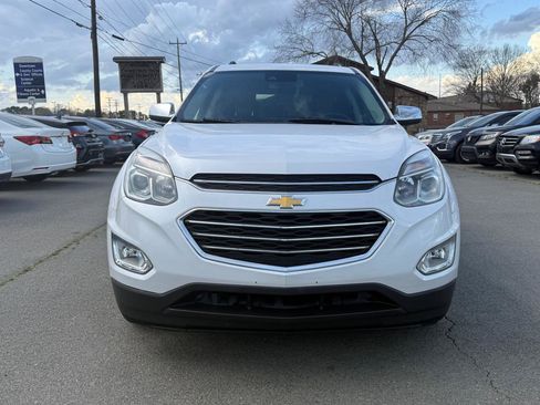 Used 2017 Chevrolet Equinox Premier w/ Enhanced Convenience Package image 2