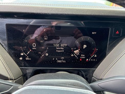 Used 2025 GMC Yukon Elevation RWD image 14