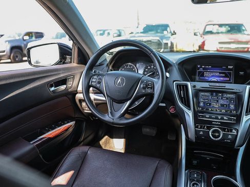 Used 2015 Acura TLX V6 w/ Technology Package FWD image 5