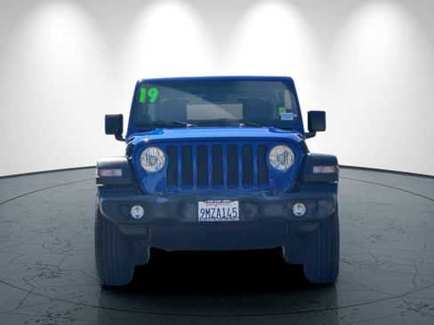 Used 2019 Jeep Wrangler Sport AWD/4WD image 9