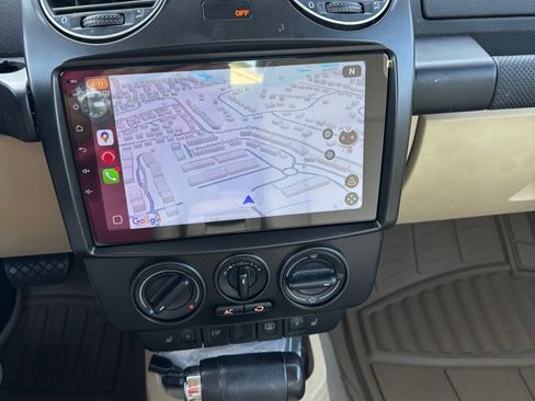 Used 2009 Volkswagen Beetle S image 15