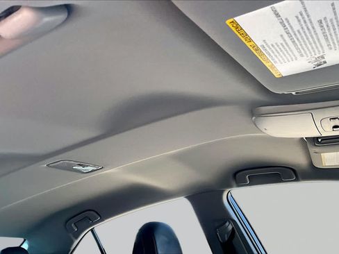 Certified 2023 Toyota Camry SE FWD image 13