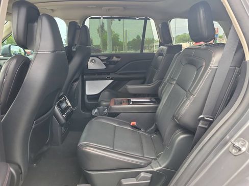 Used 2021 Lincoln Aviator Reserve w/ Equipment Group 210A AWD/4WD image 13