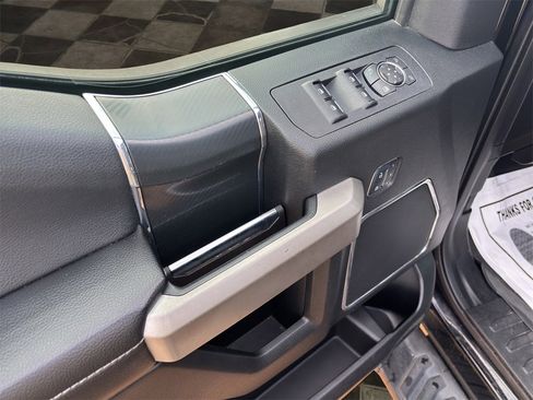 Used 2018 Ford F150 Lariat w/ Equipment Group 502A Luxury image 18