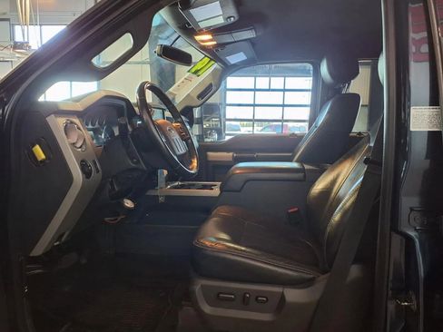 Used 2014 Ford F350 Lariat w/ Chrome Package image 17