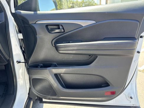 Used 2022 Honda Pilot TrailSport image 40