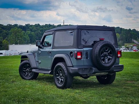 Used 2025 Jeep Wrangler Sport AWD/4WD image 6