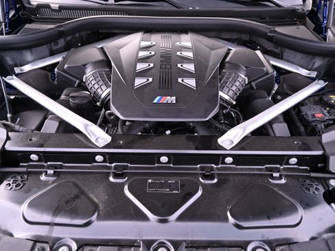 Used 2023 BMW X7 M60i w/ Executive Package image 36