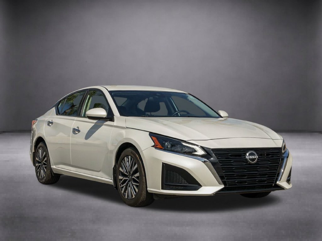 Used 2023 Nissan Altima 2.5 SV FWD image 40