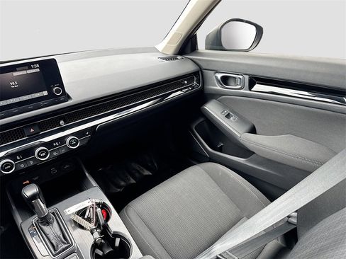 Used 2022 Honda Civic EX image 23