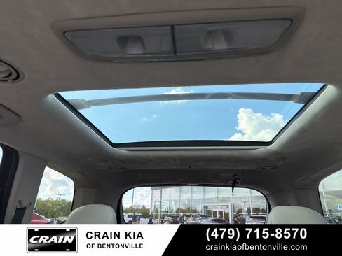 Certified 2022 Kia Telluride SX w/ SX Prestige Package AWD/4WD image 6