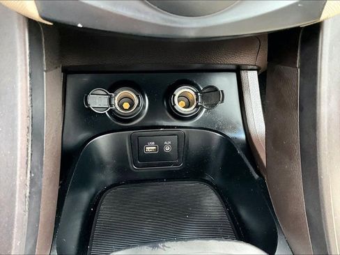 Used 2017 Hyundai Santa Fe Sport FWD image 33