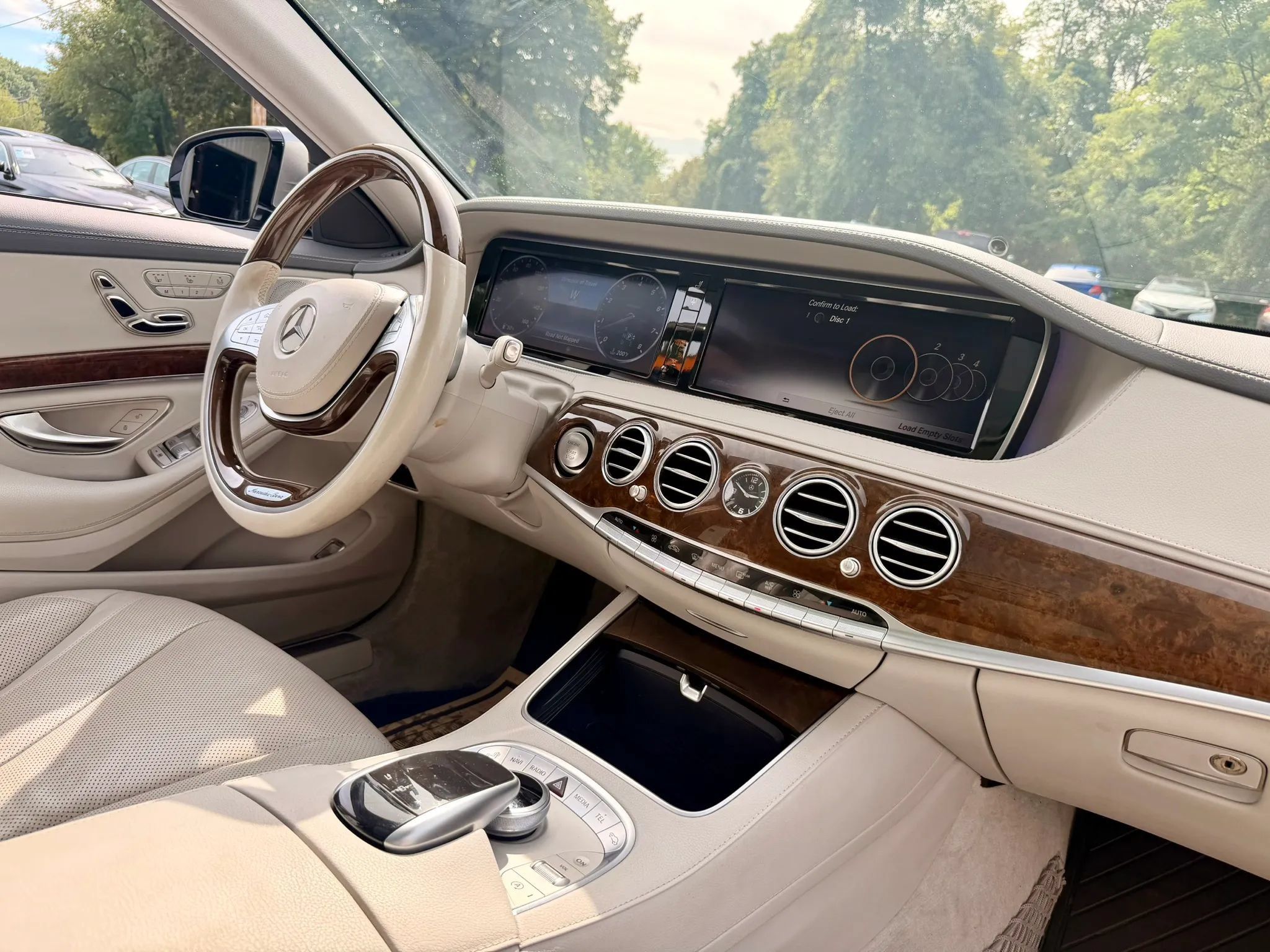 Used 2015 Mercedes-Benz S 550 4MATIC Sedan image 51