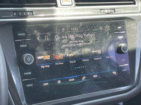 Used 2022 Volkswagen Tiguan SE FWD image 10