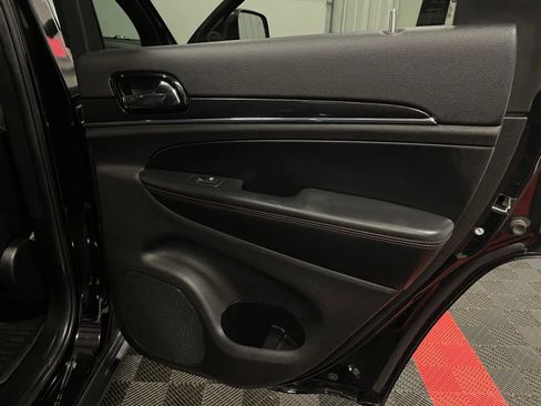 Used 2020 Jeep Grand Cherokee Trailhawk image 46