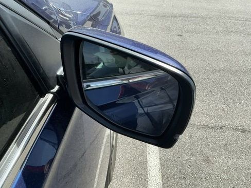 Used 2024 Honda Pilot EX-L image 18