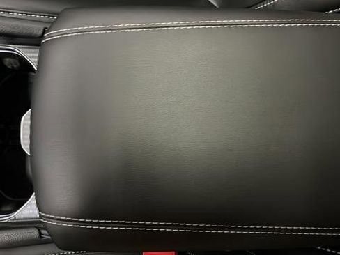 New 2026 Jeep Grand Cherokee Altitude image 20