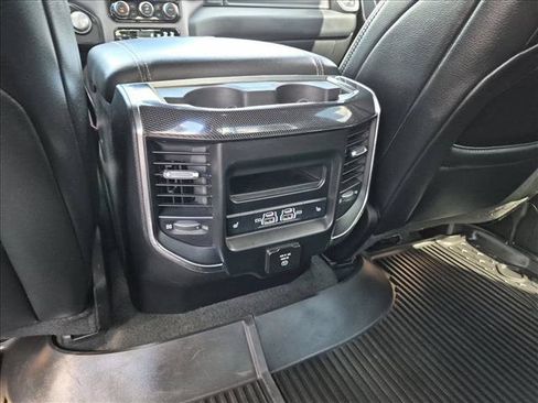 Used 2022 RAM 1500 Laramie AWD/4WD image 16