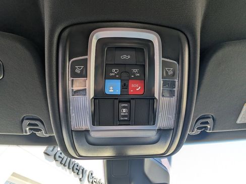 New 2026 RAM 1500 4x4 Crew Cab image 35