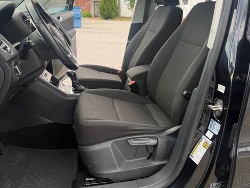 Used 2018 Volkswagen Tiguan Limited FWD image 8