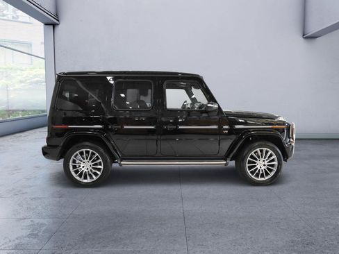 Used 2023 Mercedes-Benz G 550 image 7