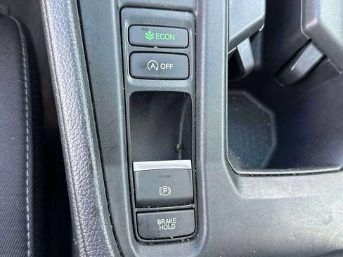 Certified 2024 Honda Accord EX image 27