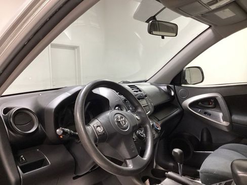 Used 2009 Toyota RAV4 Sport image 21