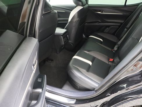 Certified 2025 Toyota Camry SE w/ Convenience Package FWD image 28