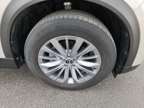 Used 2024 MAZDA CX-90 3.3 Turbo w/ Preferred Plus image 9