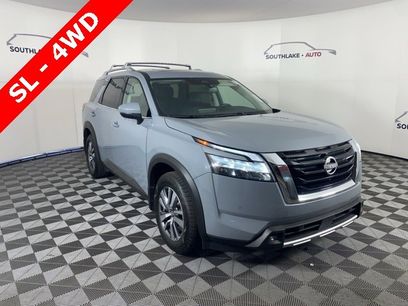 Certified 2022 Nissan Pathfinder SL