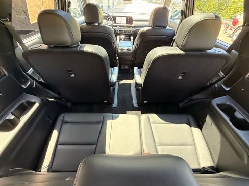 Used 2025 Kia Telluride SX Prestige X-Line AWD/4WD image 36