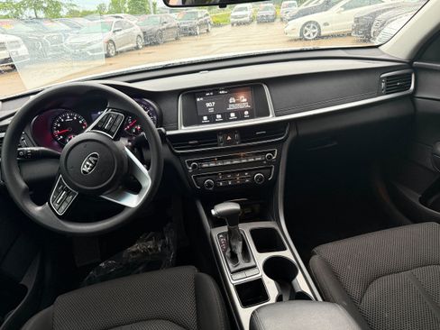Used 2019 Kia Optima LX FWD image 8