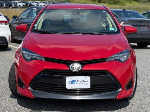 Used 2017 Toyota Corolla LE FWD image 2
