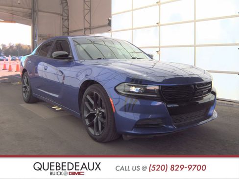 Used 2023 Dodge Charger SXT w/ Blacktop Package image 4
