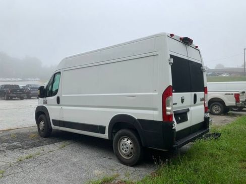 Used 2021 RAM ProMaster 2500 FWD image 6
