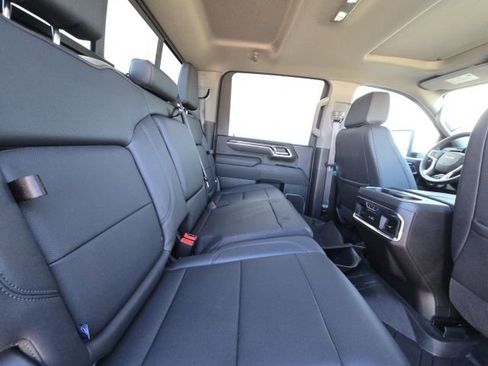 Used 2025 Chevrolet Silverado 3500 LTZ w/ LTZ Plus Package image 15