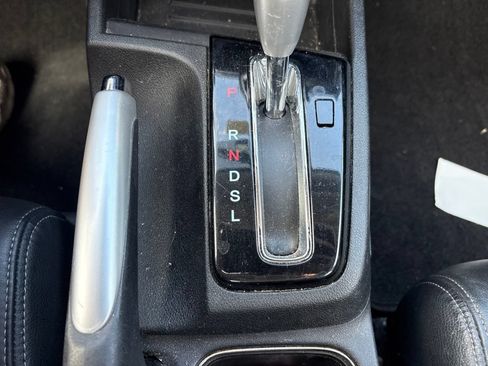 Used 2015 Honda Civic EX-L image 25