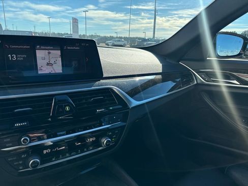 Used 2019 BMW 540i w/ Convenience Package image 15