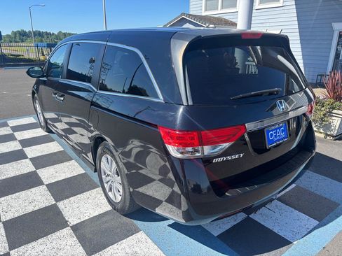 Used 2016 Honda Odyssey EX-L image 3