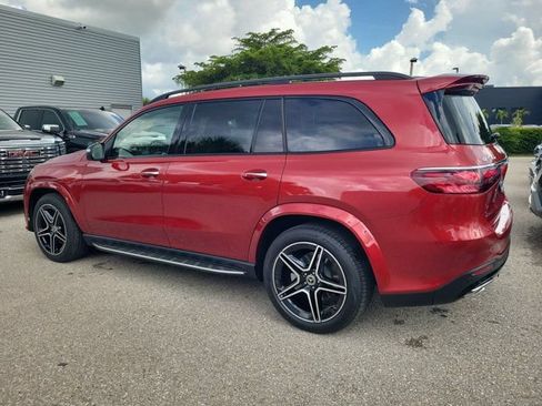 Used 2024 Mercedes-Benz GLS 450 4MATIC image 5