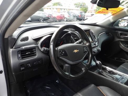 Used 2019 Chevrolet Impala Premier FWD image 6
