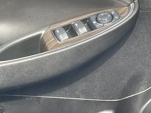 Used 2024 Chevrolet Malibu LT FWD image 15
