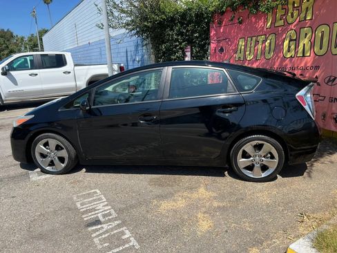 Used 2013 Toyota Prius Persona Series FWD image 7